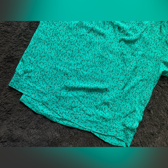 Mossimo Supply Co Women’s Green/ Black Polka Dots Cardigan Sz M 100%Poly NWOT - Picture 2 of 16